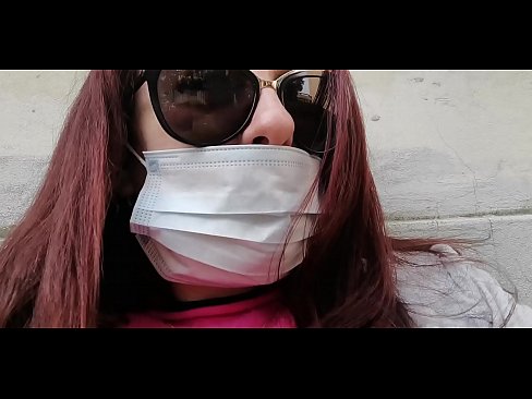 ❤️ Николетта мстит своему соседу и писает в его гараже (Специальный Covid19 Итальянский карантин) ☑ Анальное видео у нас ️❤